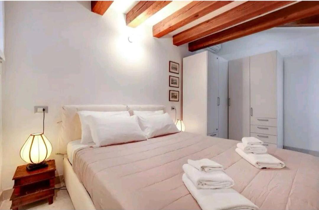 Pergola Apartment - Beautiful And Cozy Space On The Water Венеция Экстерьер фото